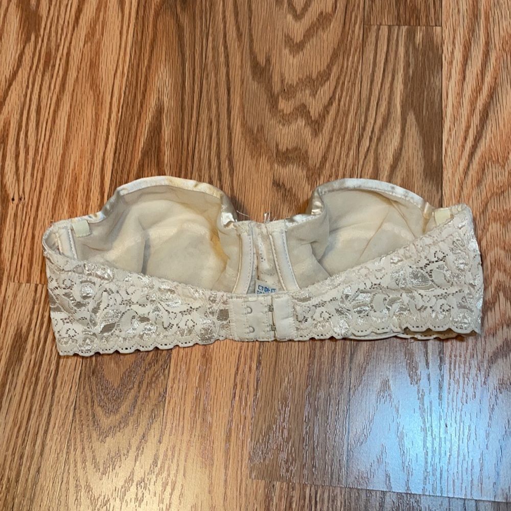 Vintage Strapless Lace bra Underwire - Picture 4 of 6